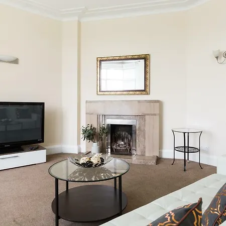 Appartement Norfolk House - Hagley Rd - Large Sleeps 6-8