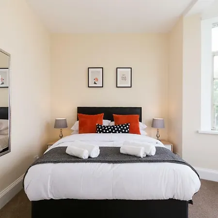 Norfolk House - Hagley Rd - Large Sleeps 6-8 Appartement *