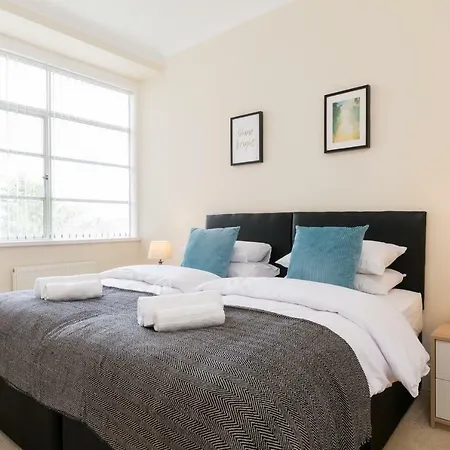 Appartement Norfolk House - Hagley Rd - Large Sleeps 6-8 Birmingham