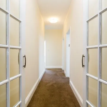 Appartement Norfolk House - Hagley Rd - Large Sleeps 6-8